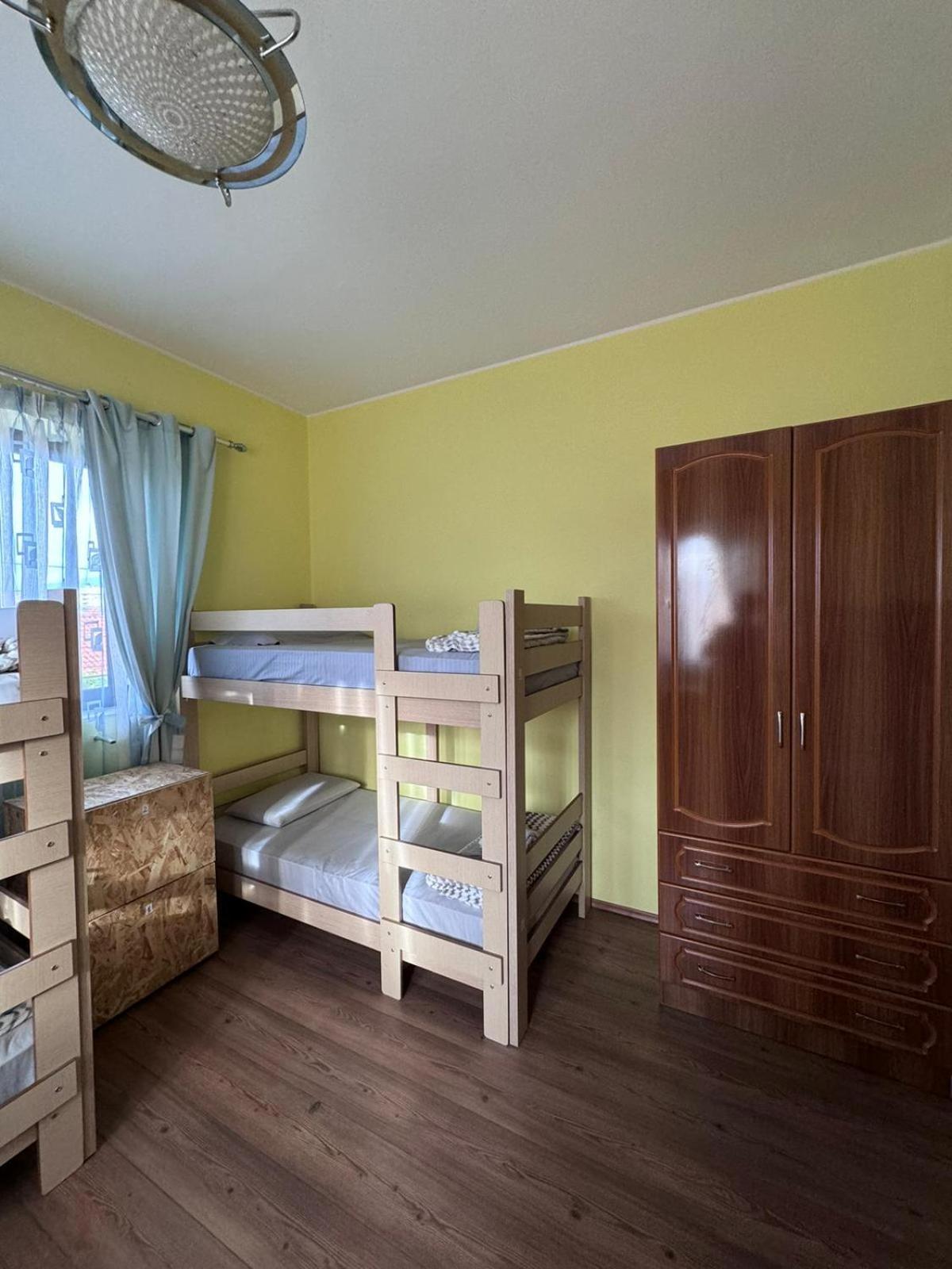 Blissful Hostel Shkoder Ngoại thất bức ảnh