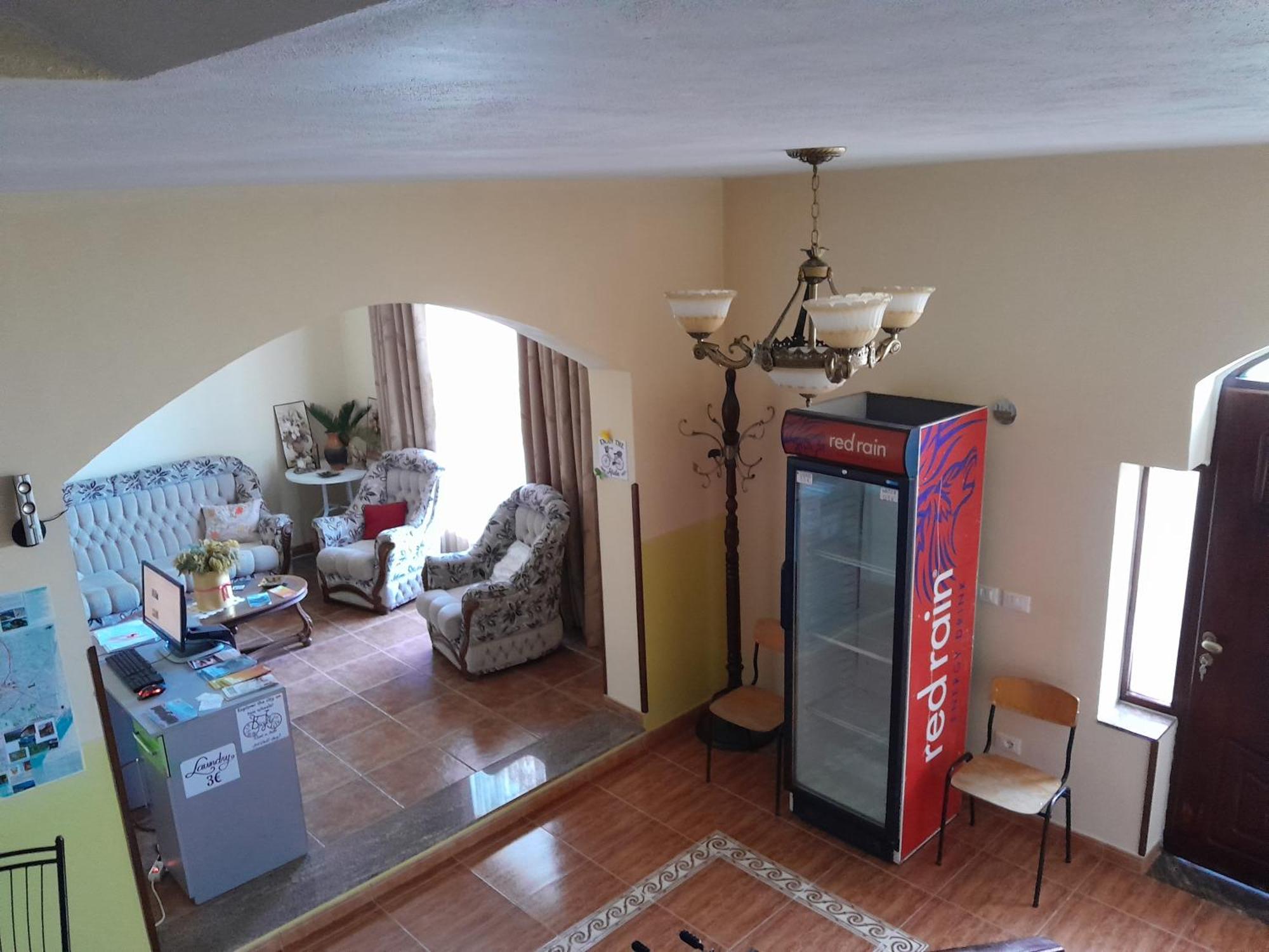 Blissful Hostel Shkoder Ngoại thất bức ảnh